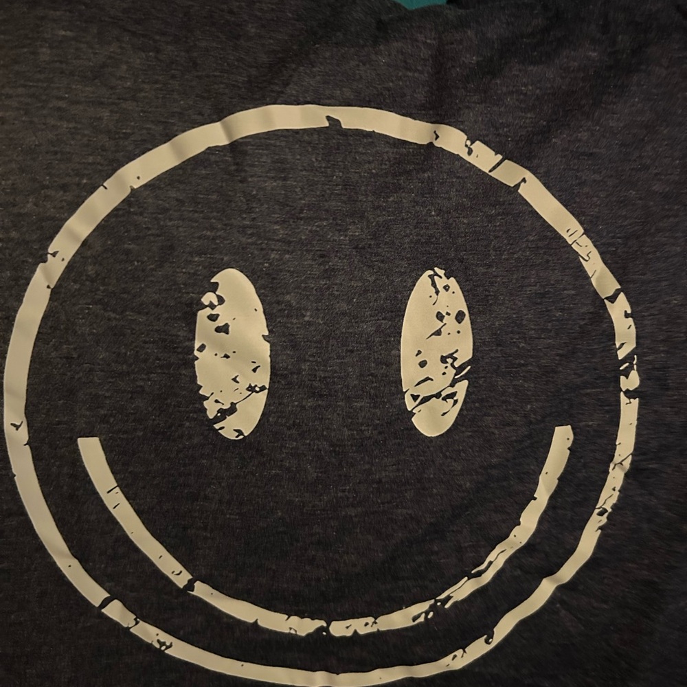 Graphic Tee - Picture 2 of 3
